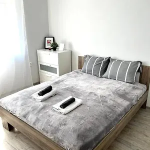 Solidarnosci, Metro, Wi-fi, Tv, Youtube - By Hik Apartament