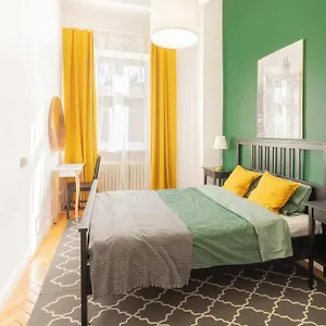 apt-wyjtkowy-apartament-na-rynku.hotelswroclaw.com/