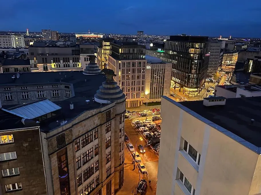 Panorama Studio At Sky Warszawa 0*,